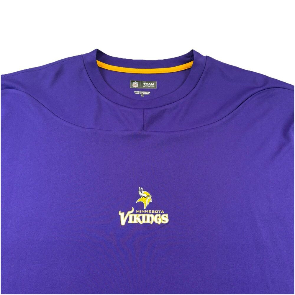 Minnesota Vikings NFL Jersey T Shirt Mens XL Purple Yellow Trim Vented NWOT